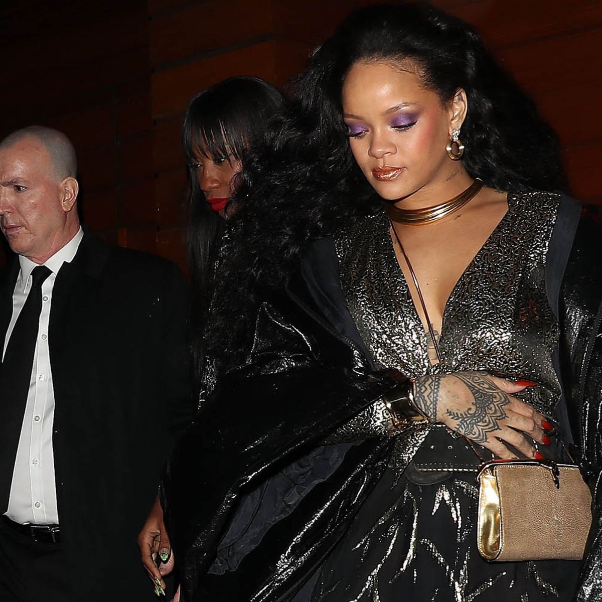 Rihanna Spotted in &#8216;I&#8217;m Retired&#8217; Shirt, Fueling Pregnancy Speculation in NYC Outing