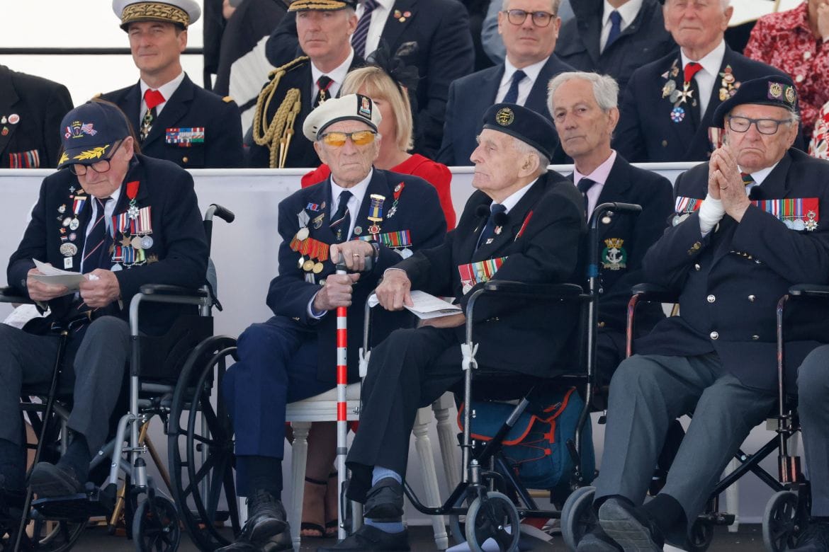 WWII Veteran, 100, Marries Sweetheart Near Normandy&#8217;s D-Day Beaches