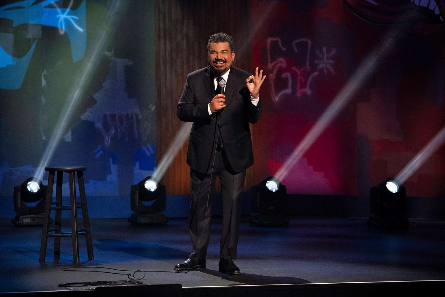 George Lopez Walks Out of Show, Leaving Fans and Venue Stunned
