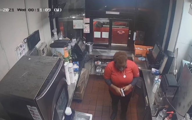 Arizona Fast Food Manager&#8217;s Breaking Point: A Tale of Stabbing and Arrest