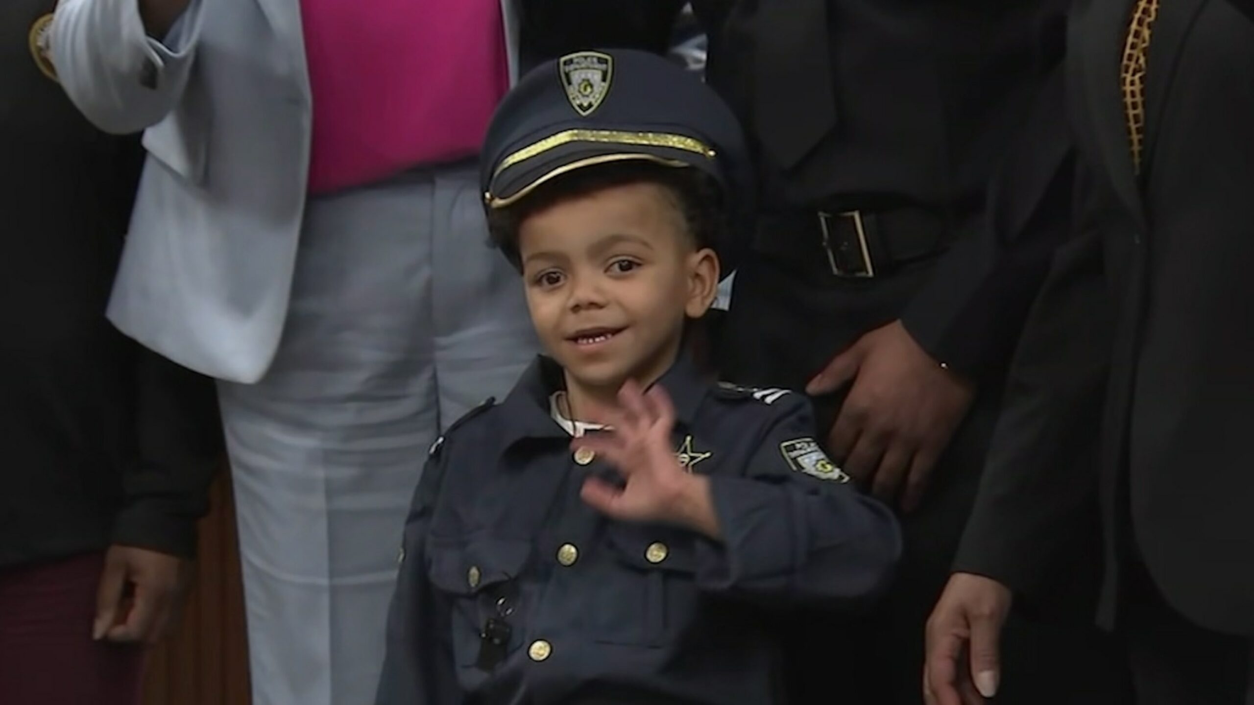 Young Boy Honored as Sergeant by Illinois Army National Guard for His Courage Battling Cancer