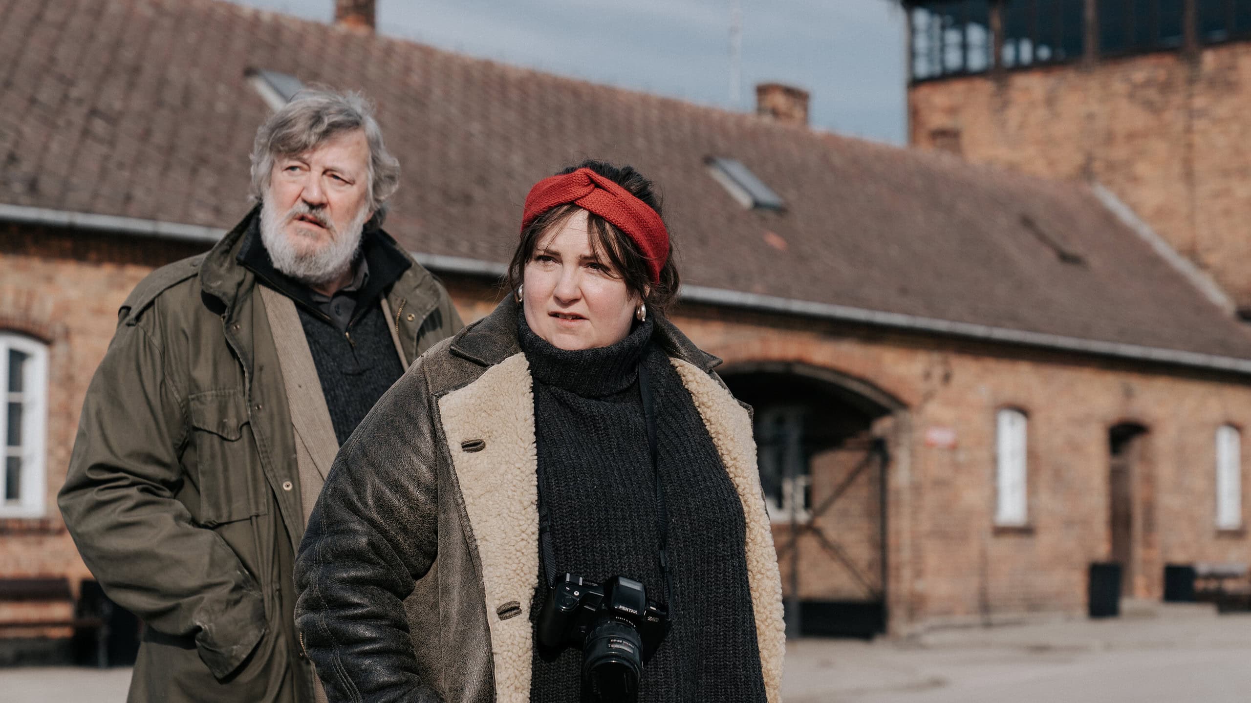Stephen Fry and Lena Dunham Explore Holocaust Trauma in Treasure