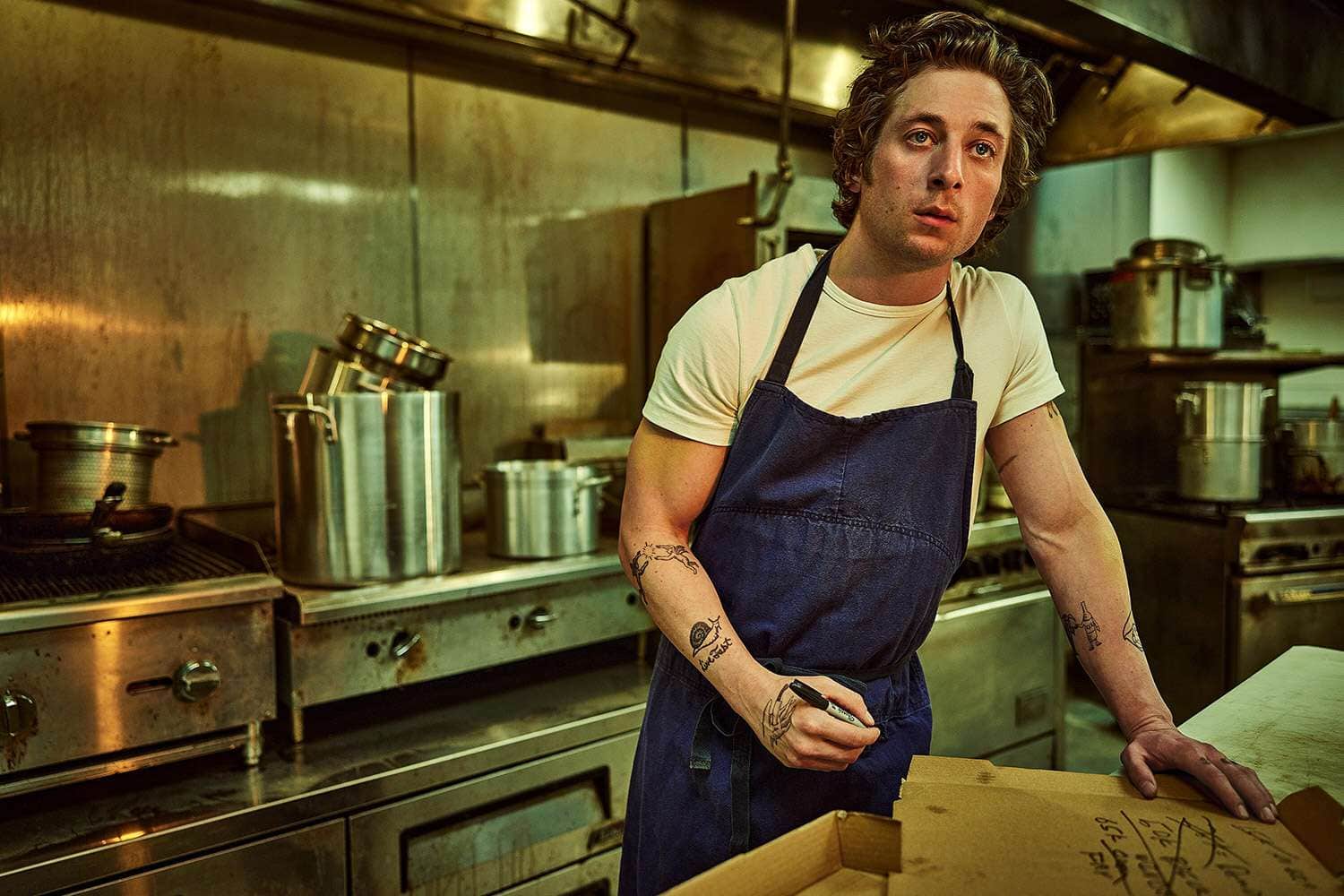 Jeremy Allen White and Abby Elliott Reflect on The Bear&#8217;s Intense Sibling Flashback