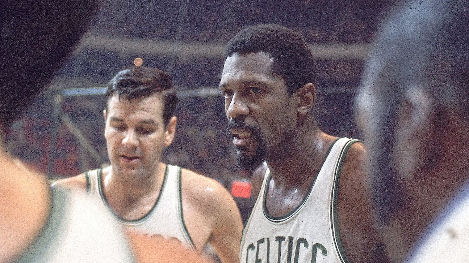 Bill Russell&#8217;s Memorable Clash with Young Bob Lanier during Pistons Workout