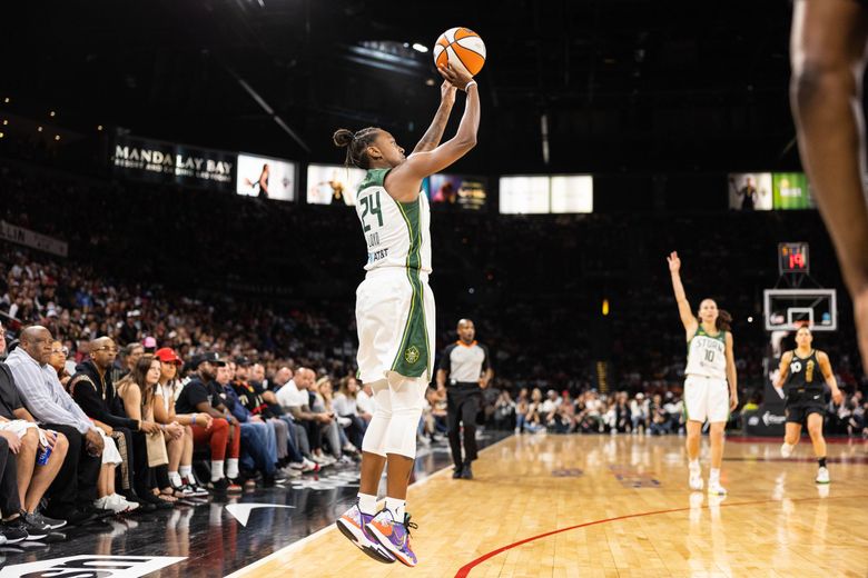 Jewell Loyd Dominates in WNBA Victory Over Caitlin Clark&#8217;s Indiana Fever