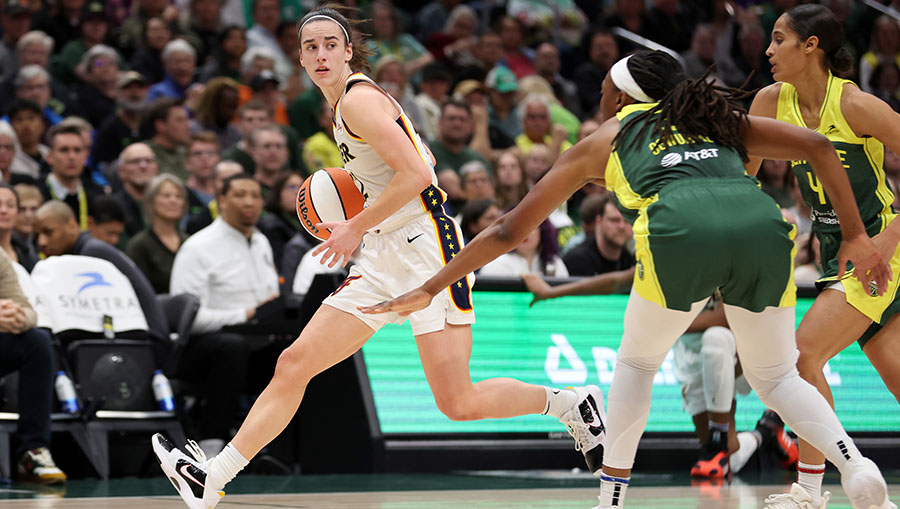 Jewell Loyd Dominates in WNBA Victory Over Caitlin Clark&#8217;s Indiana Fever