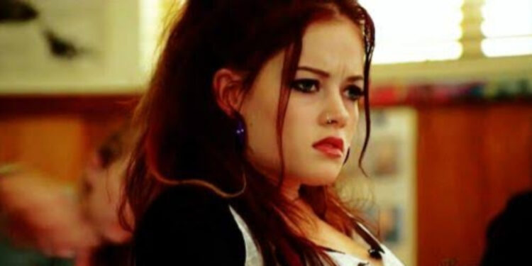 Jane Levy as Mandy Milkovich in Shameless