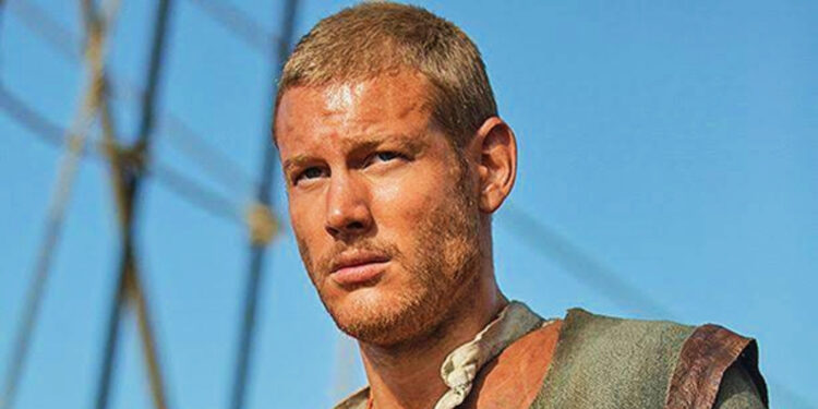 Tom Hopper in Black Sails