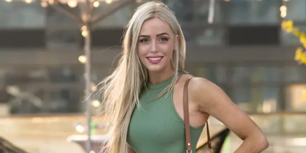 How Much Is Alexandra Cooper of ‘Call Her Daddy’ Worth? - TVovermind