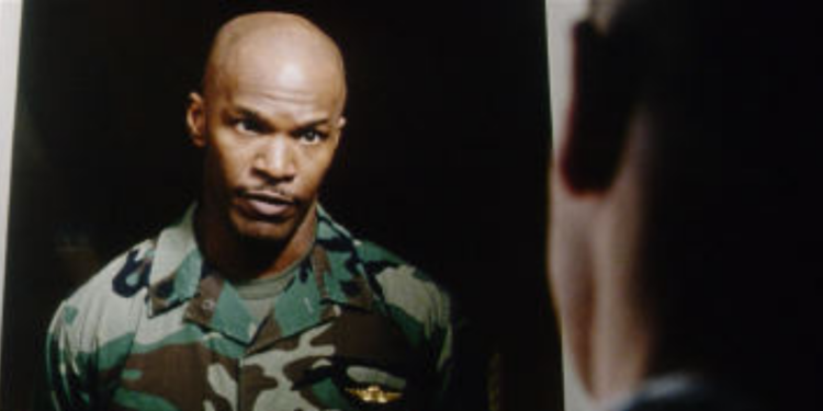 Jamie Foxx in Jarhead (2005)