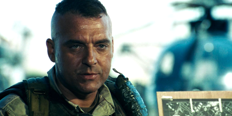 Tom Sizemore in Black Hawk Down (2001)