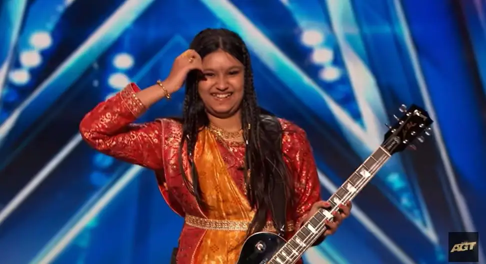 10-Year-Old Guitar Sensation Rocks &#8216;America&#8217;s Got Talent&#8217; with Papa Roach Cover