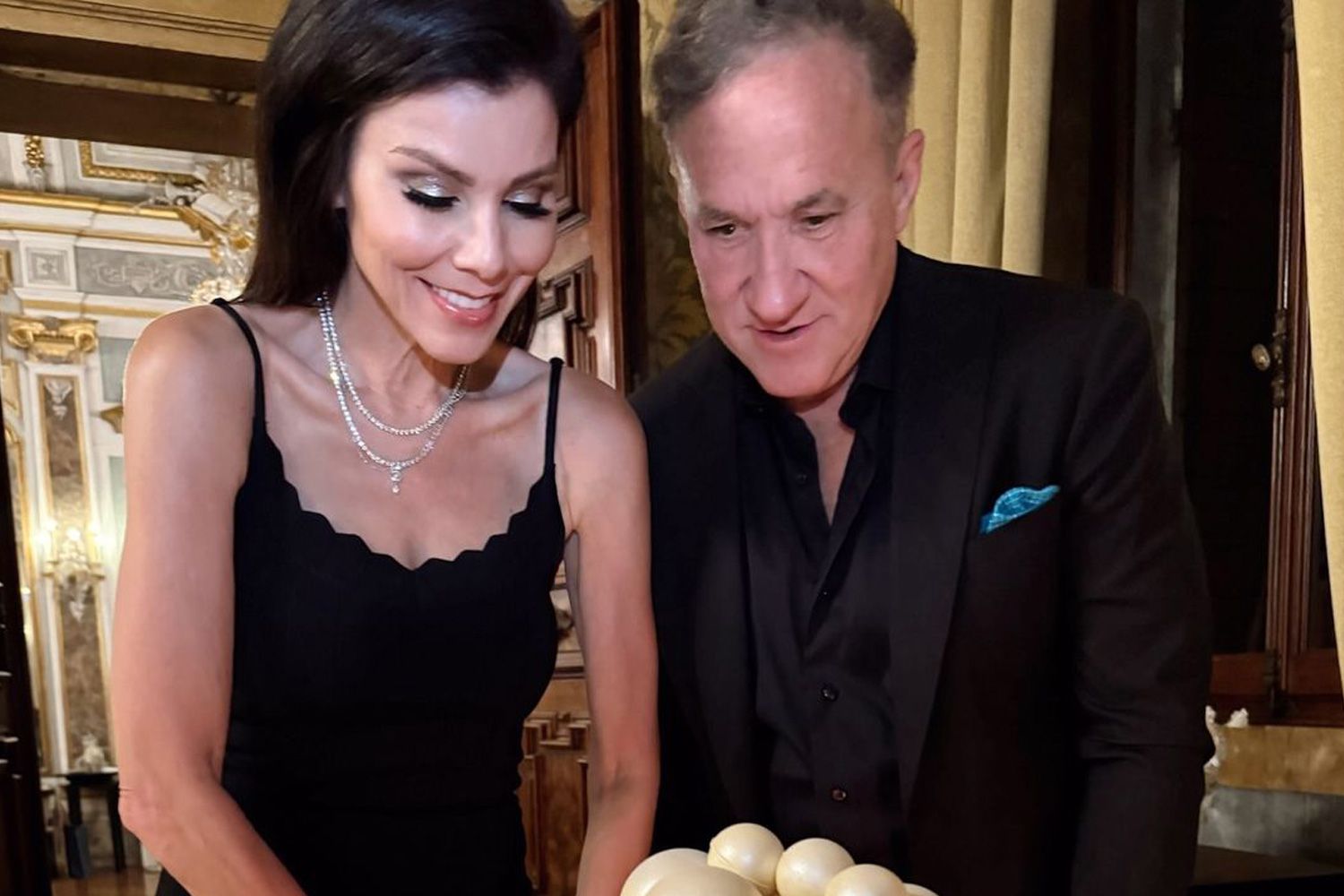 Heather and Terry Dubrow Celebrate 25 Years of Marriage with Nostalgic Wedding Cake
