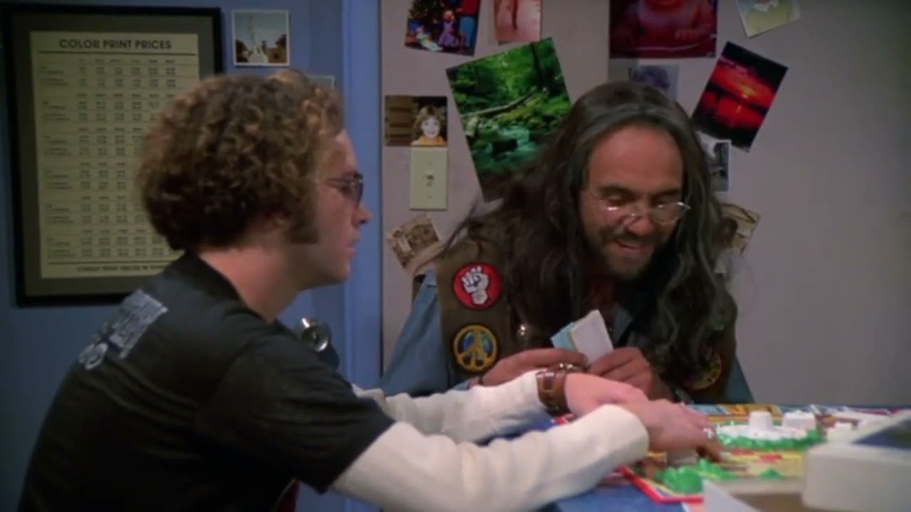 Why Fez&#8217;s Absence in That 90s Show Season 2 Feels So Odd