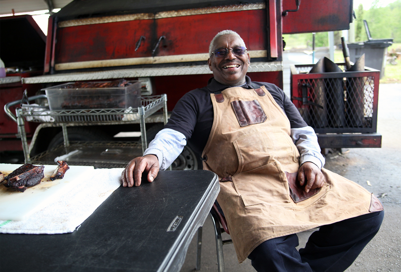 Ronnie Logan Named Best Chef at Elite Chicago BBQ Event