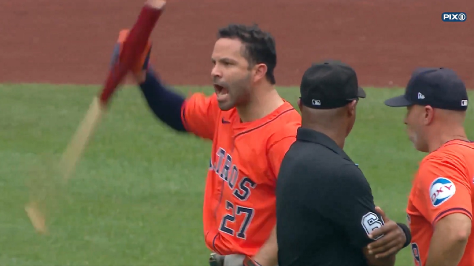 Jose Altuve Ejected After Umpire Missed Call Against Mets