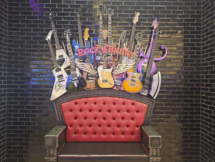 Gene Simmons Returns to Wisconsin for Rock & Brews Grand Opening and Ice Cream