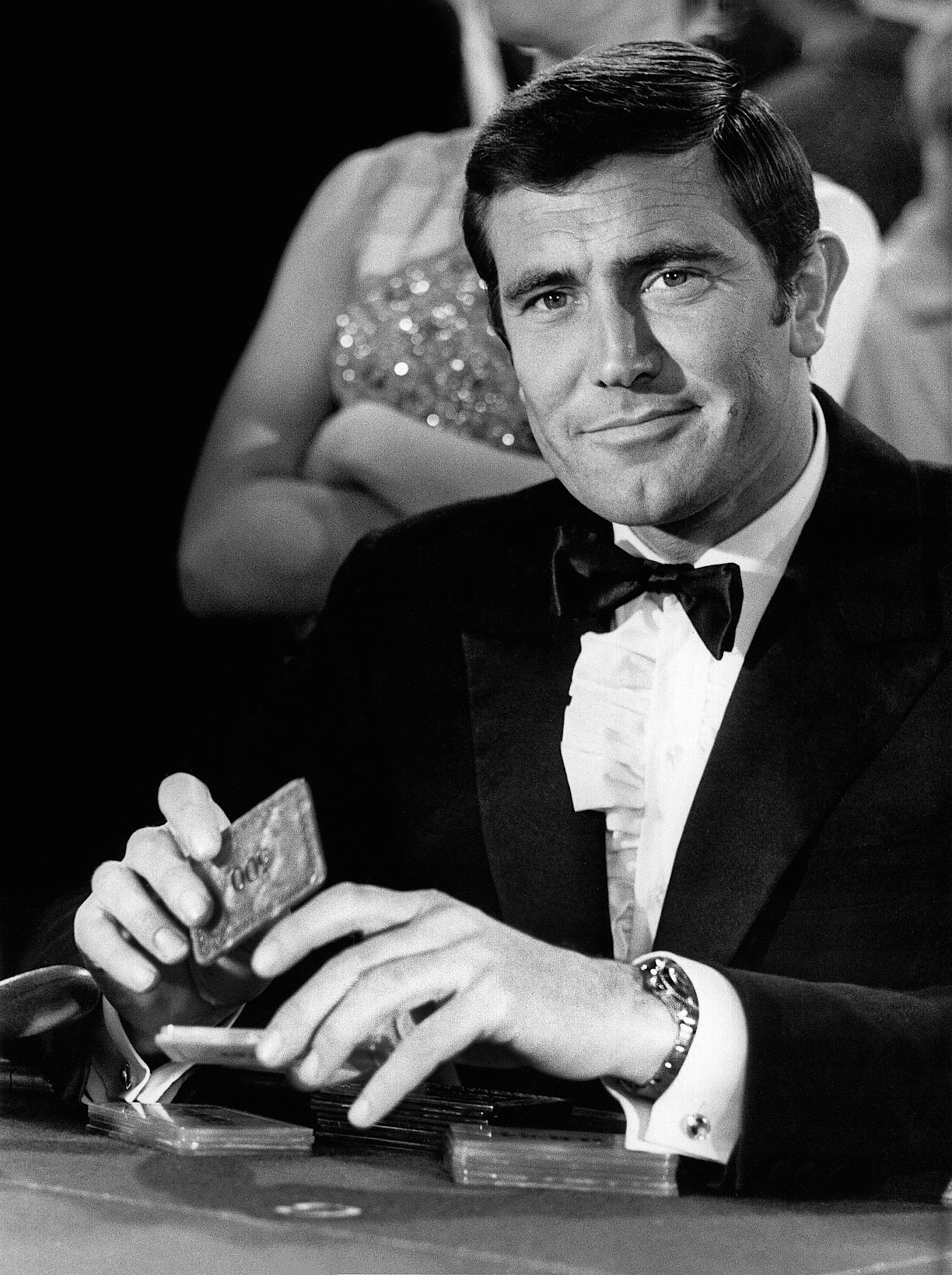 George Lazenby, the Iconic James Bond Star, Announces Retirement from Public Life