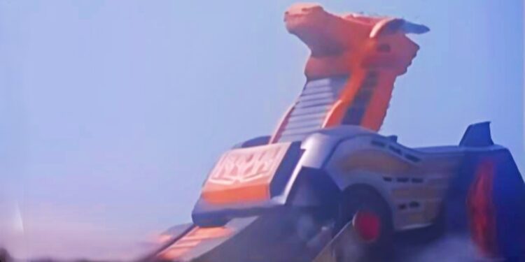 Griffin Thunderzord in MMPR series