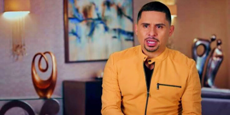 Larry Hernandez on Larrymania Reality TV Show