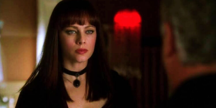 Melinda Clarke in CSI: Crime Scene Investigation