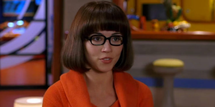 Linda Cardellini in Scooby-Doo (2002)