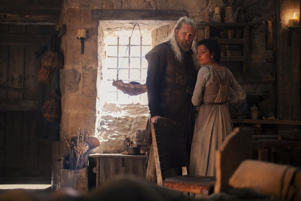 Ser Hugh Hammer character scene House of the Dragon Season 2 Finale: Shifting Alliances and Betrayals