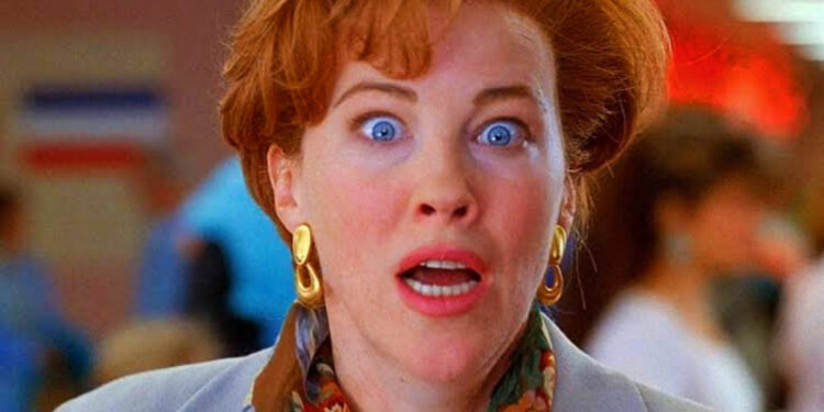 Catherine O'Hara in Home Alone