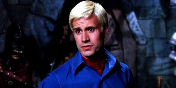 Freddie Prinze Jr. in Scooby Doo