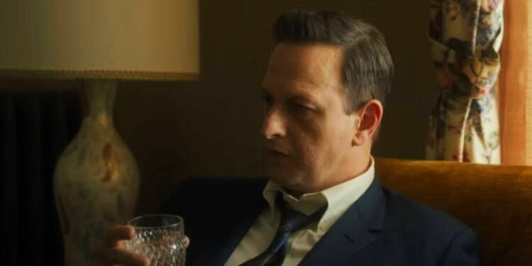 Josh Charles in Mothers' Instinct