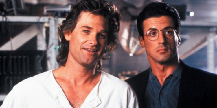 Kurt Russell and Sylvester Stallone in Tango & Cash (1989)