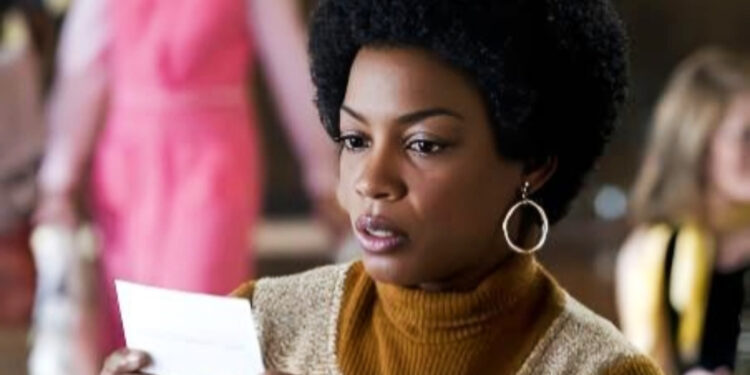 Aunjanue Ellis-Taylor in Gifted Hands: The Ben Carson Story