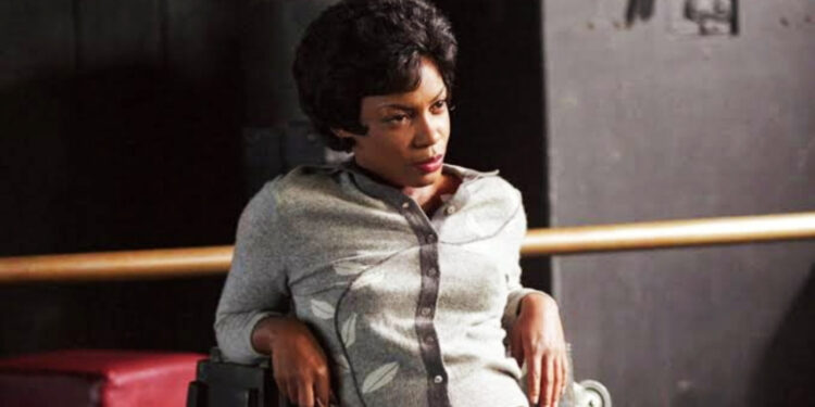 Aunjanue Ellis-Taylor in Ray