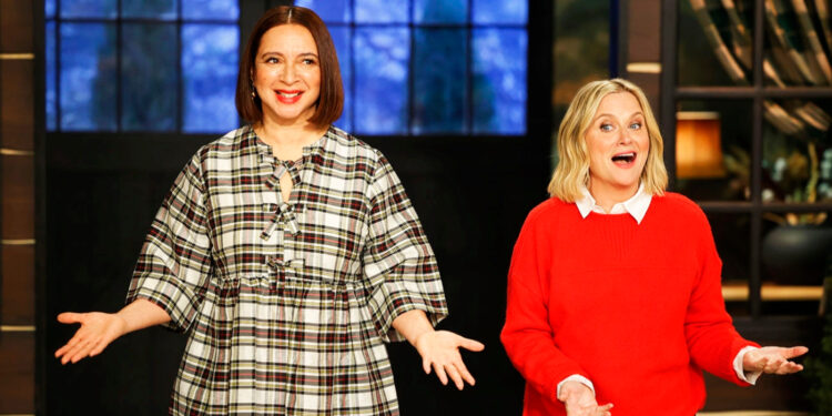 Maya Rudolph and Amy Poehler in Baking It