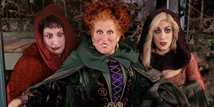 Best Family Horror Movies: Hocus Pocus (1993)