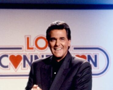 Chuck Woolery smiles for a picture