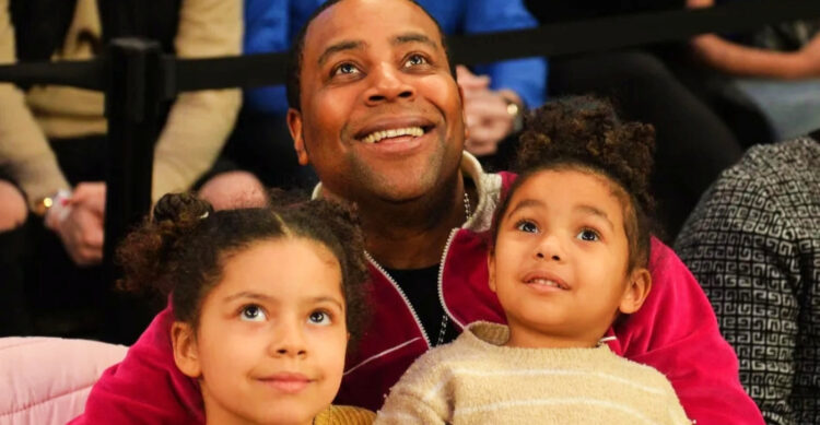 Kenan Thompson and his daughters