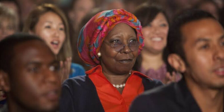 Whoopi Goldberg in Glee