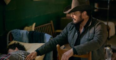 Cole Hauser and Finn Little in Yellowstone