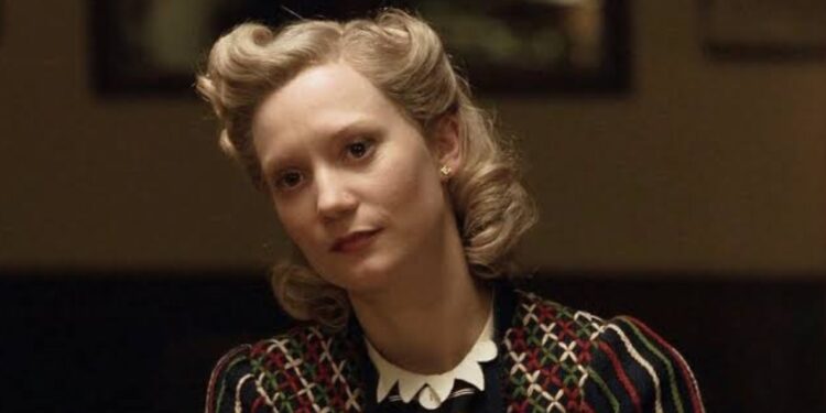 Mia Wasikowska in The Man with the Iron Heart