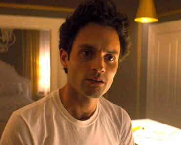 Penn Badgley as Joe Golbdberg in You