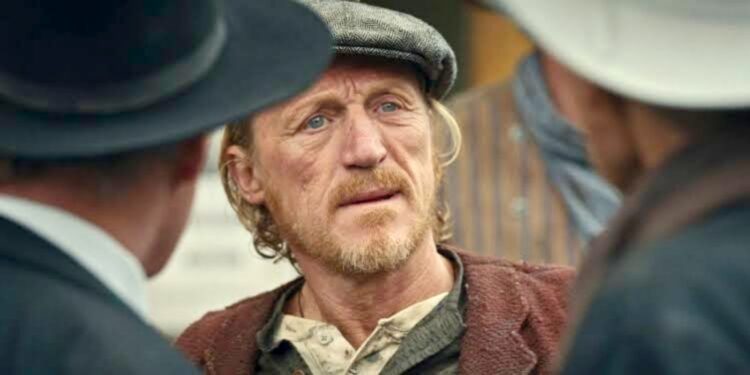 Jerome Flynn as Banner Creighton in 1923