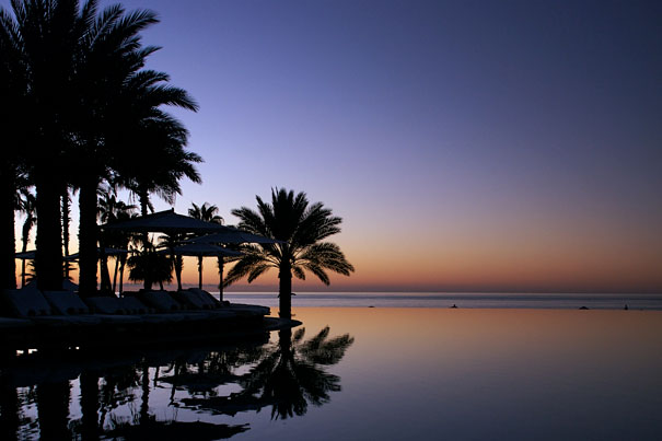 30 Amazing Infinity Pools Around The World