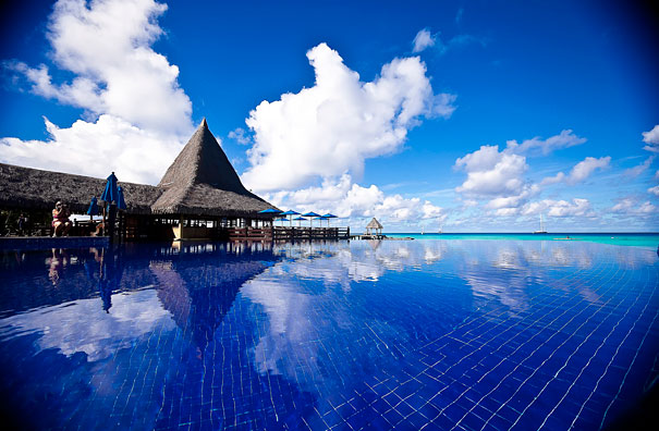 30 Amazing Infinity Pools Around The World