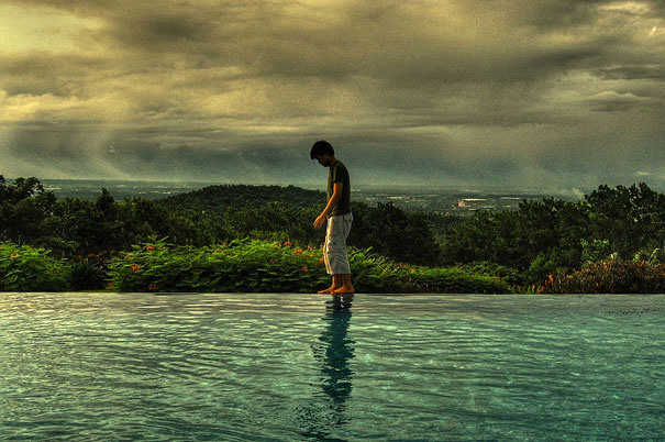 30 Amazing Infinity Pools Around The World