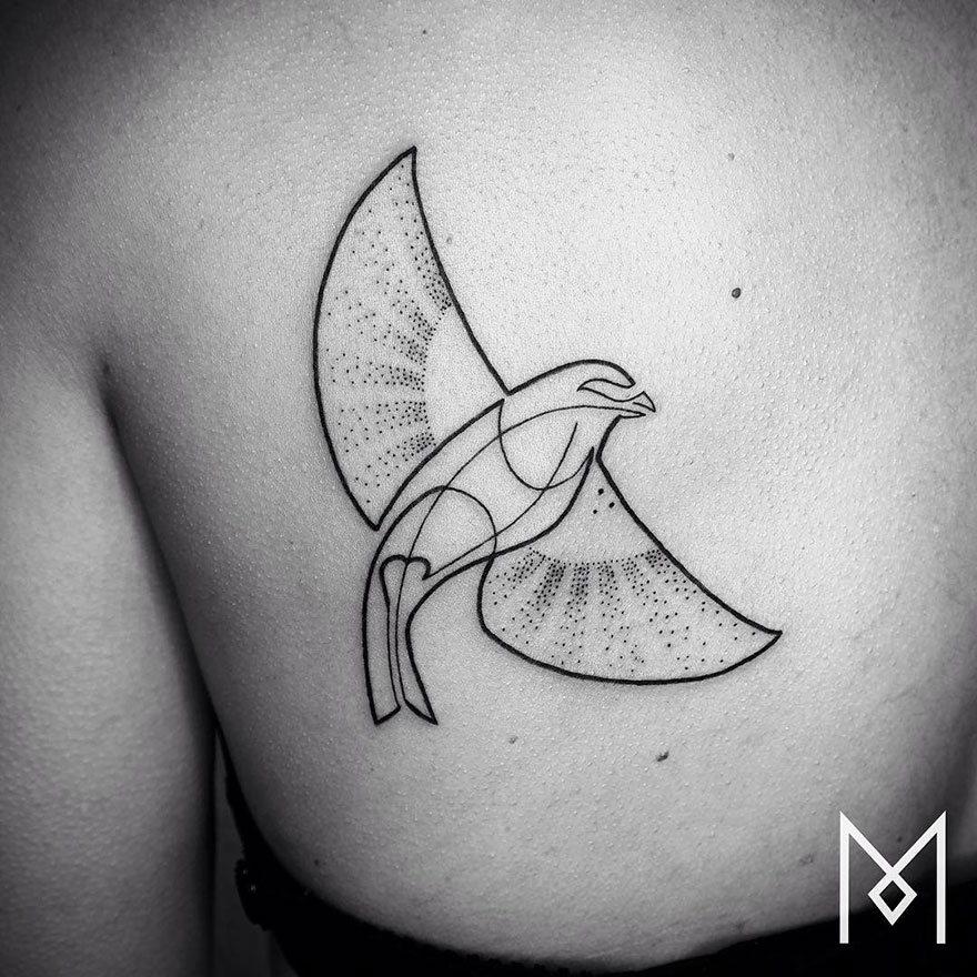 Minimalist Single Line Tattoos By Iranian-German Artist (59 Pics) Minimalist Single Line Tattoos By Iranian-German Artist (59 Pics)