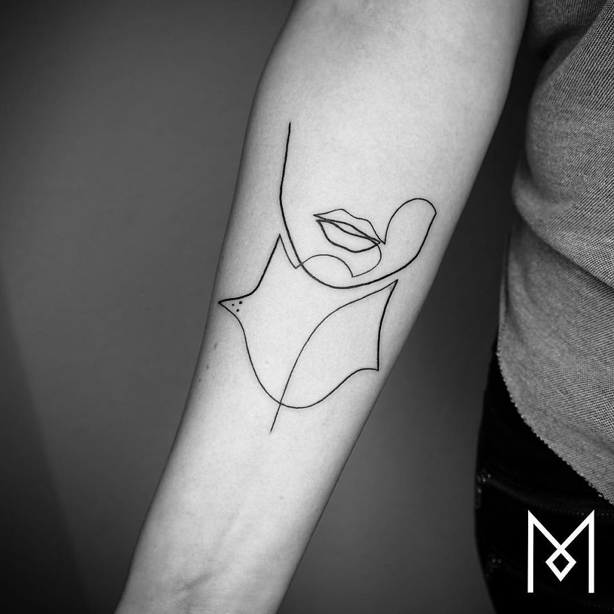 Minimalist Single Line Tattoos By Iranian-German Artist (59 Pics) Minimalist Single Line Tattoos By Iranian-German Artist (59 Pics)
