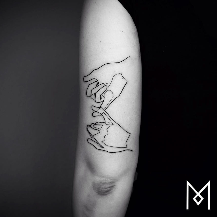 Minimalist Single Line Tattoos By Iranian-German Artist (59 Pics) Minimalist Single Line Tattoos By Iranian-German Artist (59 Pics)