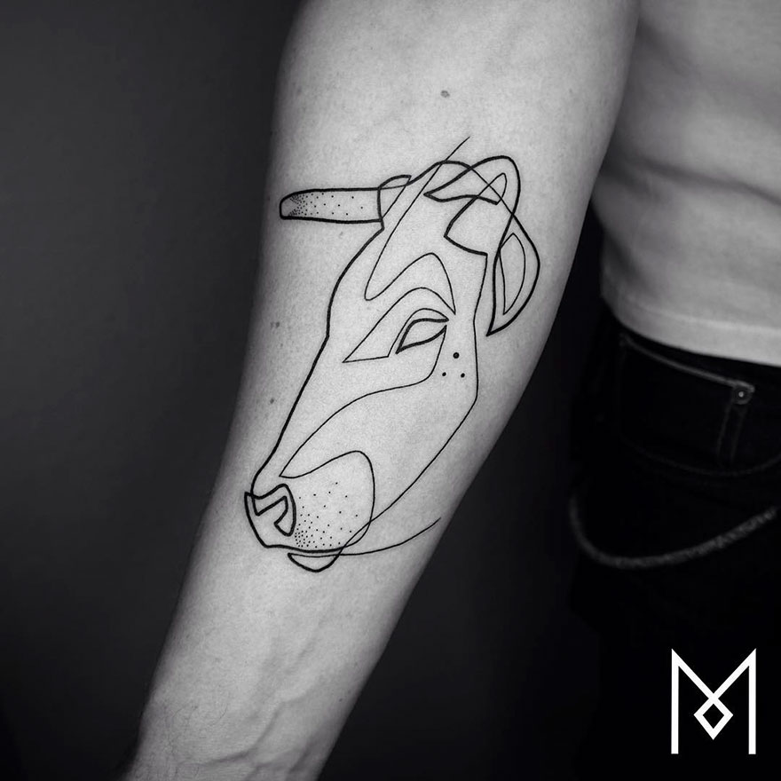 Minimalist Single Line Tattoos By Iranian-German Artist (59 Pics) Minimalist Single Line Tattoos By Iranian-German Artist (59 Pics)