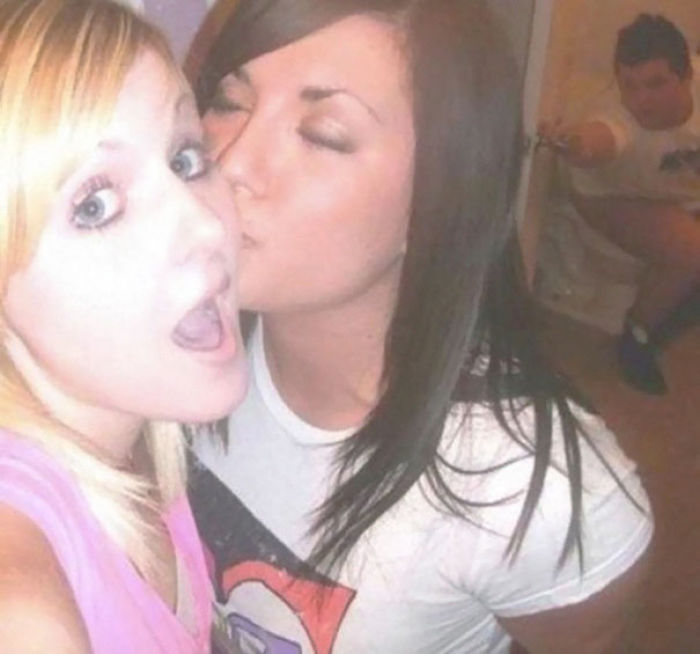 72 Epic Fails and Hilarious Selfies Gone Totally Wrong
